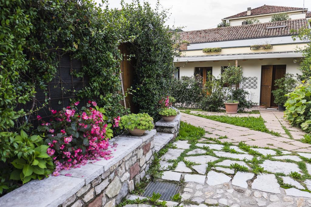 La Residence Da Caterina วิตโตรีโอ เวเนโต ห้อง รูปภาพ